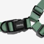 ZEE.DOG PEITORAL SOFT-WALK ARMY GREEN WEPET CÃO